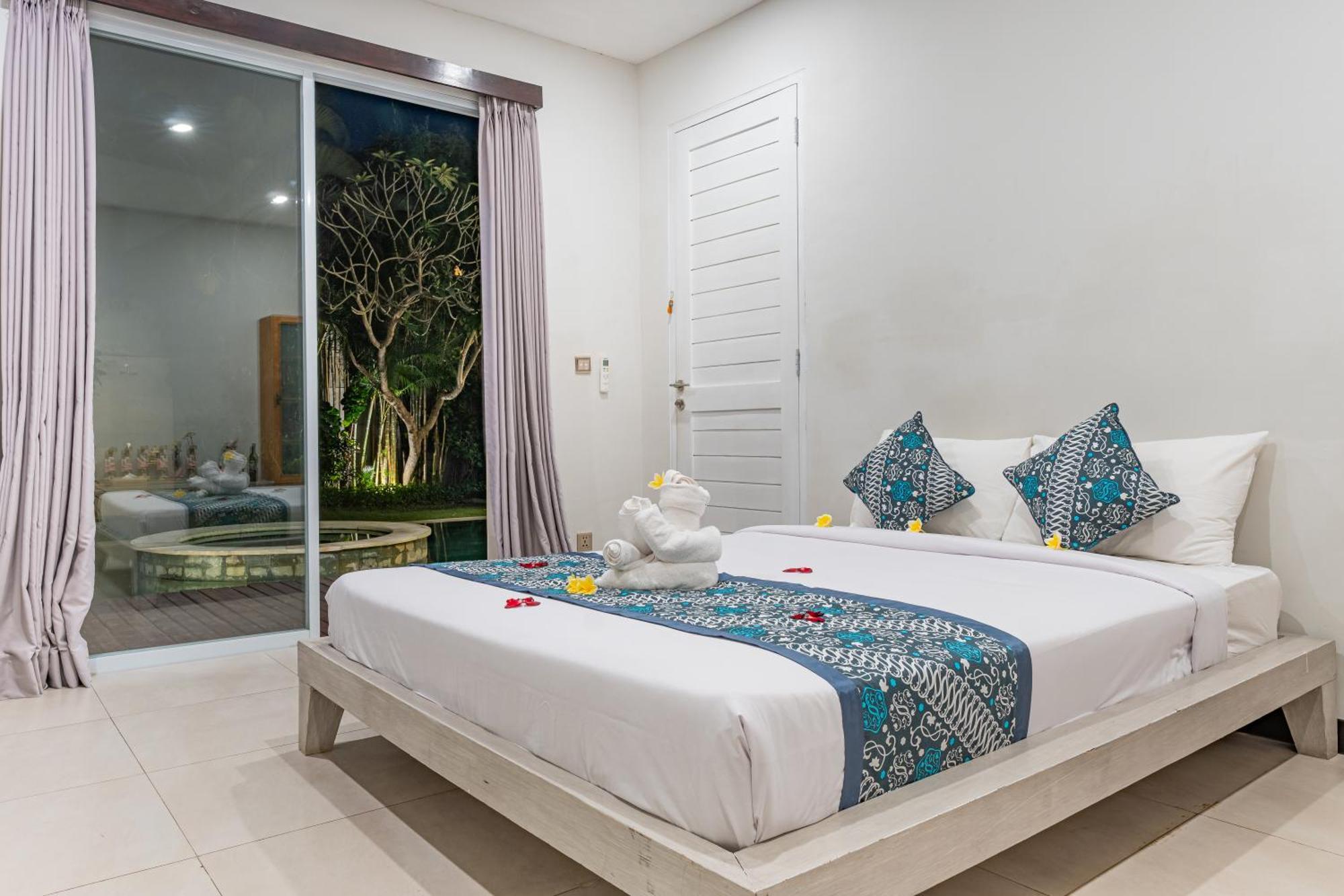 Luxury - Villa K - Central Seminyak Kültér fotó