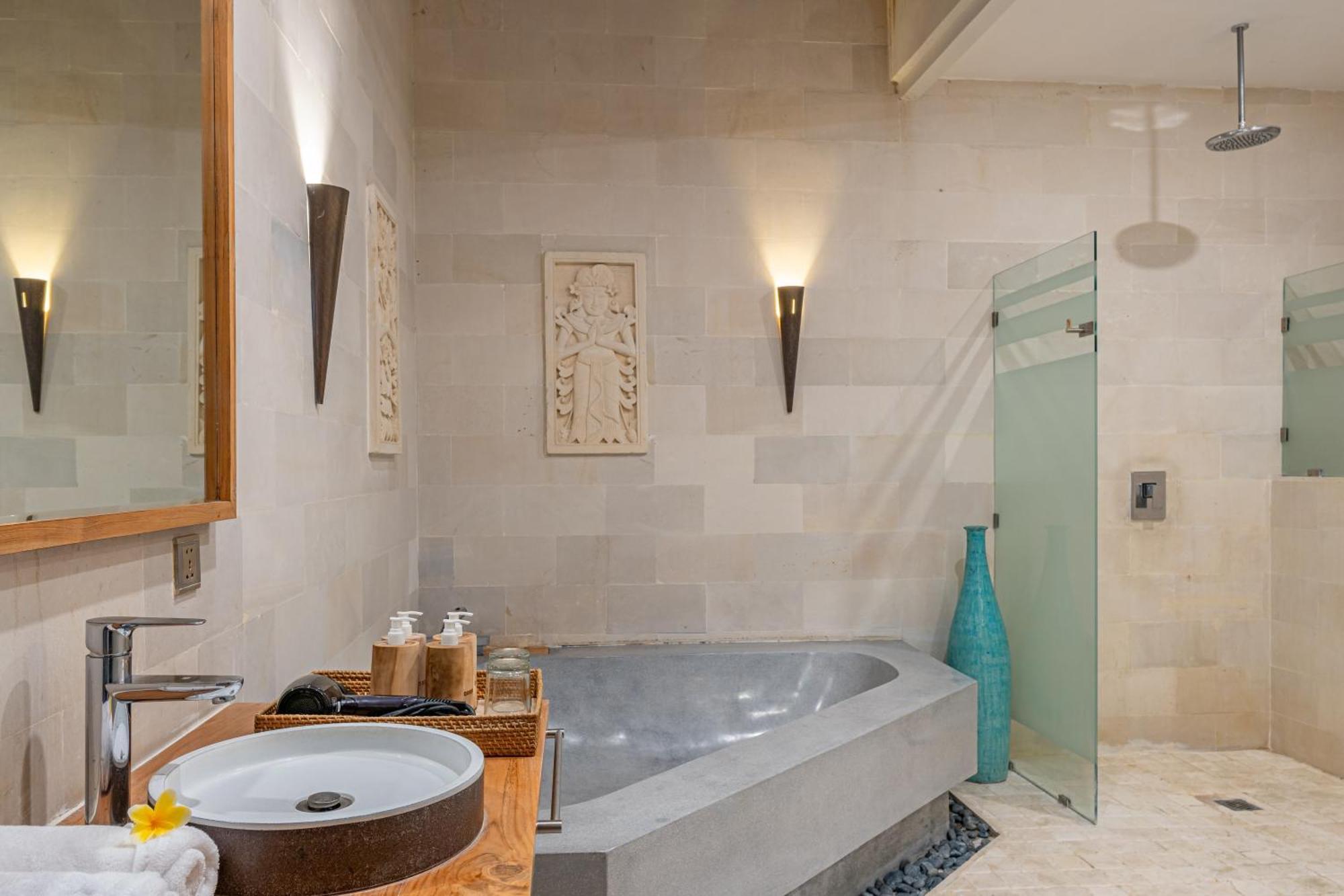 Luxury - Villa K - Central Seminyak Kültér fotó