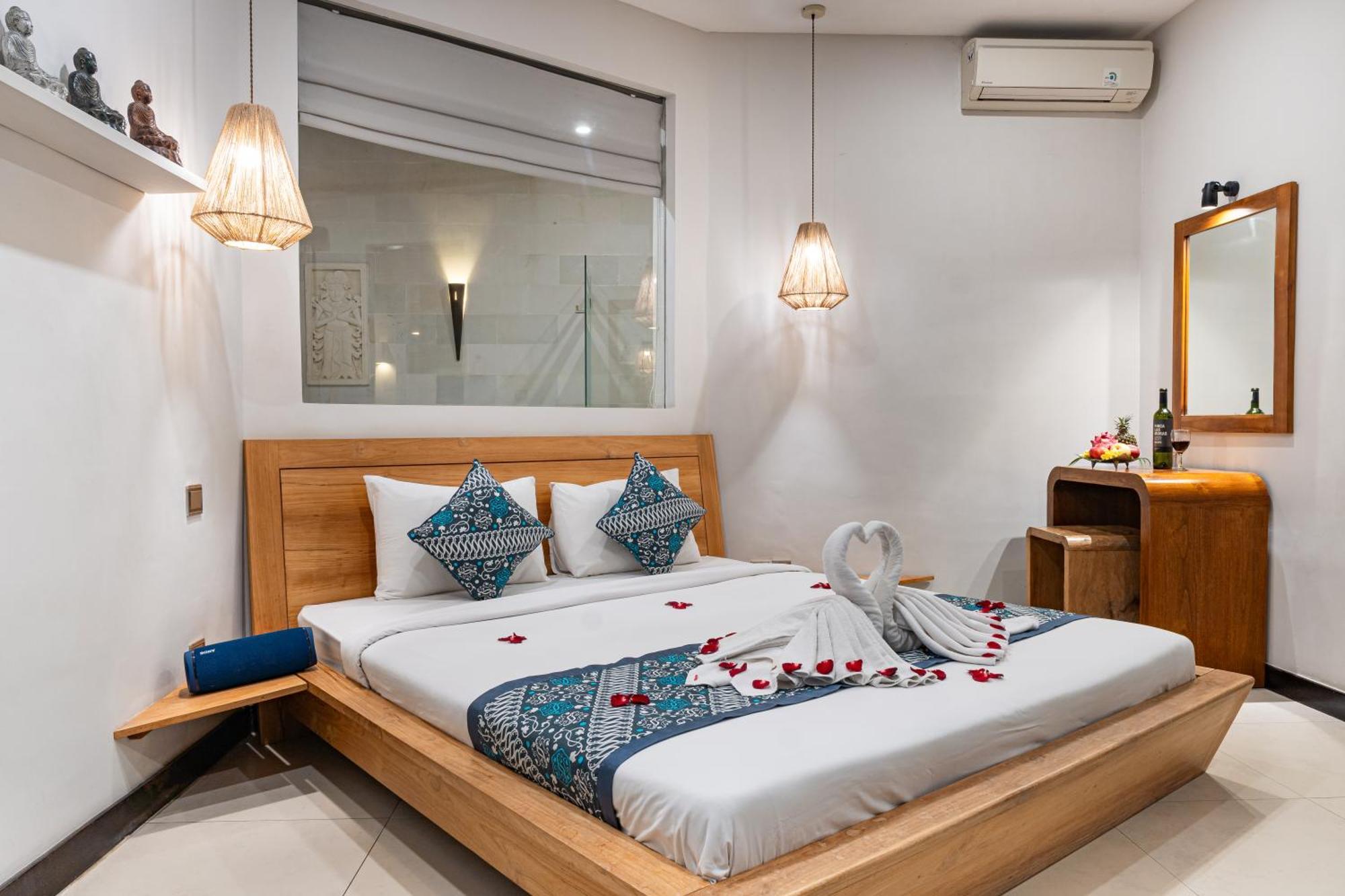 Luxury - Villa K - Central Seminyak Kültér fotó