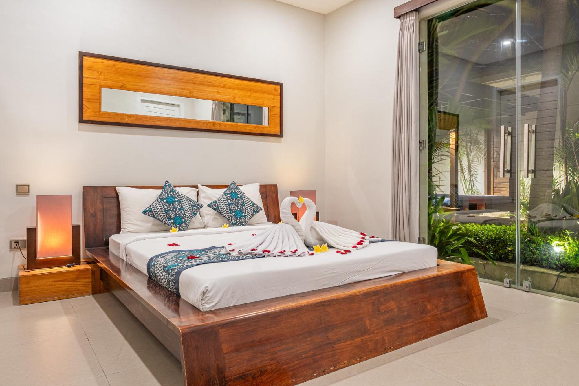 Luxury - Villa K - Central Seminyak Kültér fotó